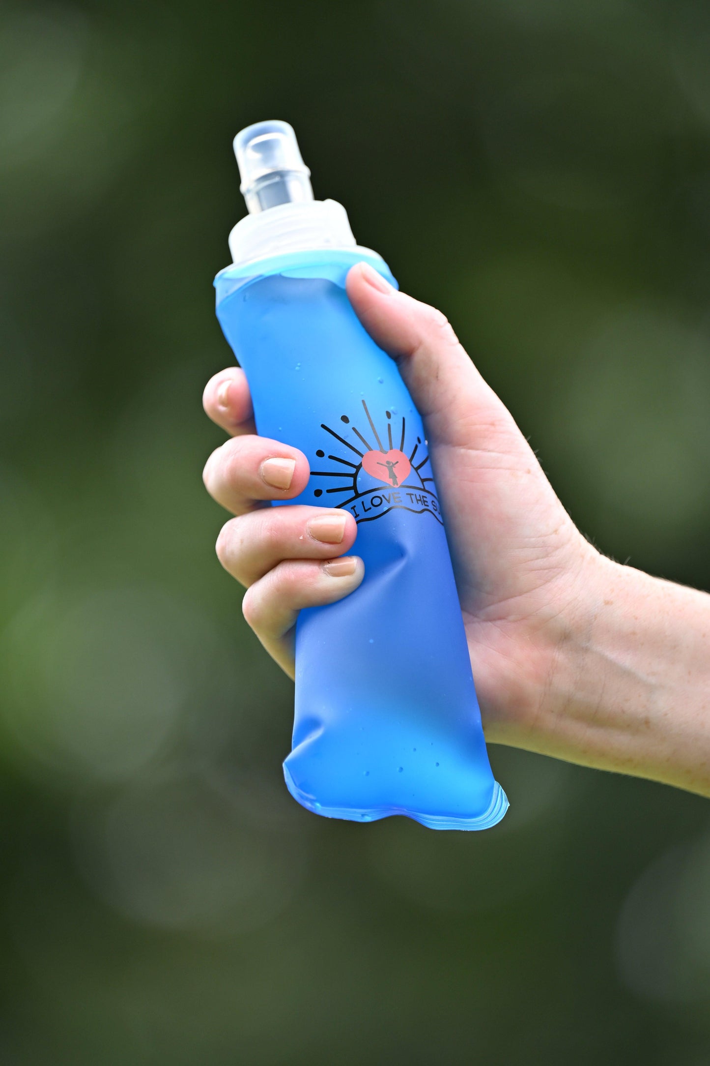 Absolutely ideal for Parkrun, a Soft Collapsible Running Water Bottle. Enjoy the freedom of having plenty of water without the bulk!